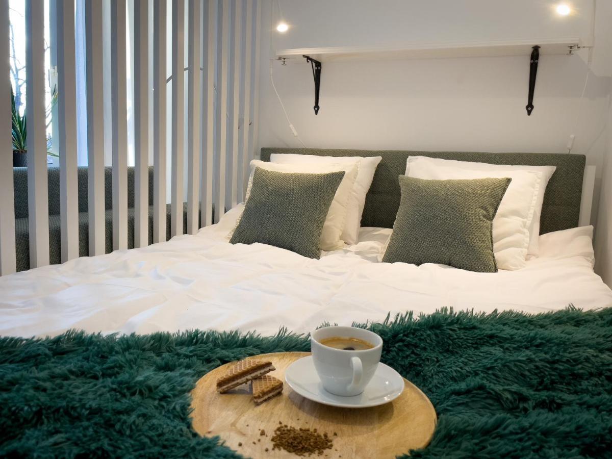 Urban Apartments Studio No 4A, Free Private Parking, Self Check-In Chorzów Buitenkant foto